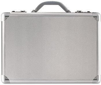 Solo Pro 17.3" Attaché,  17.3", 18" x 5" x 13", Titanium